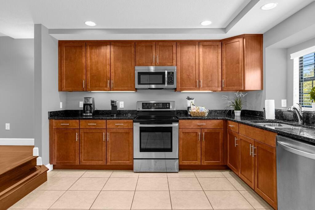 Vibrant 4Br Family Townhome 1 Mile From Disney World And Disney Springs Orlando Exterior photo